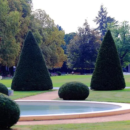 Apartma V Srdci Podebrad Lejlighed *