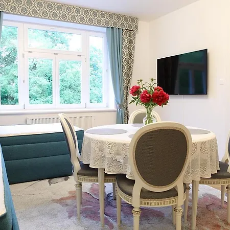 Apartma V Srdci Podebrad *