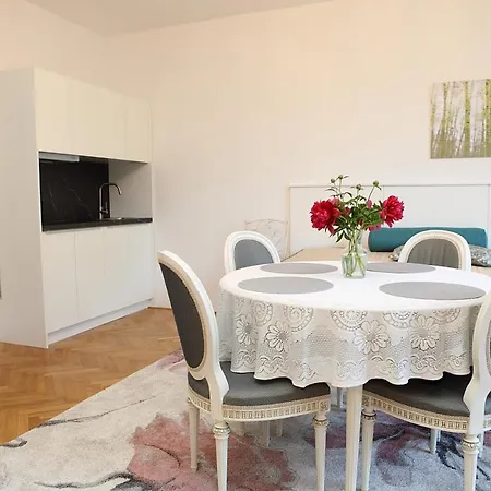 公寓 Apartma V Srdci Podebrad